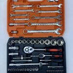 82 Pcs Screw Driver Car Repair Tool Box Hardware Items Ratchet Wrench Spanner Socket Box Set